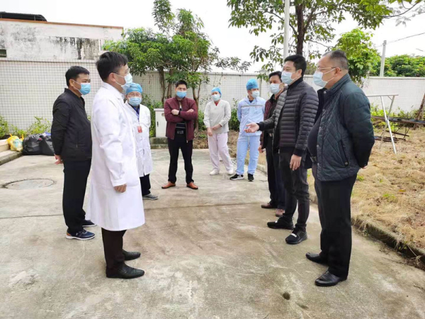 羅承恒副局長在籌備陽春市健康管理所現場2_副本.jpg