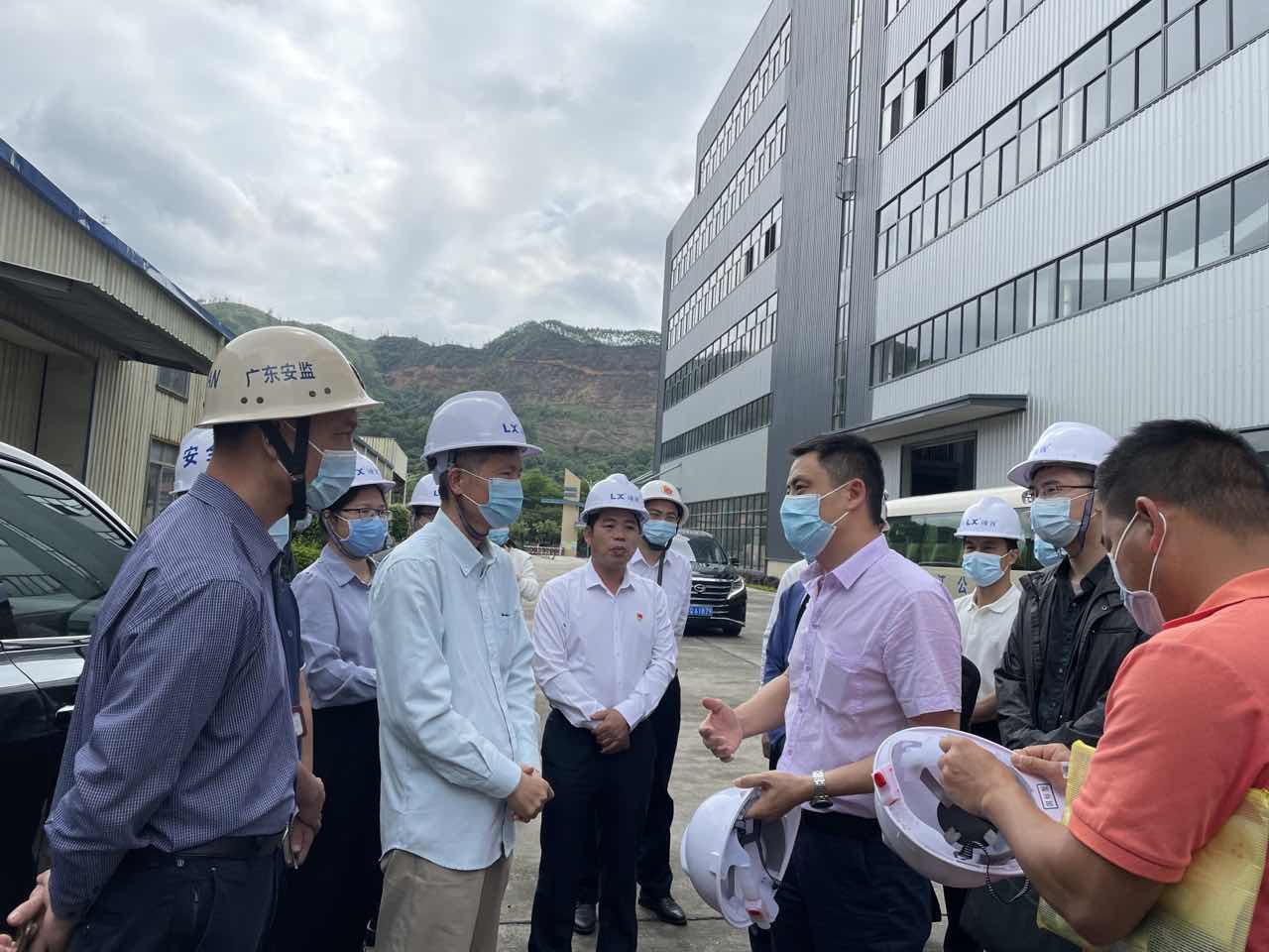 5月16日，省安委辦督導檢查組到廣東凌霄泵業股份有限公司不銹鋼泵廠開展安全生產綜合督導檢查1.jpg