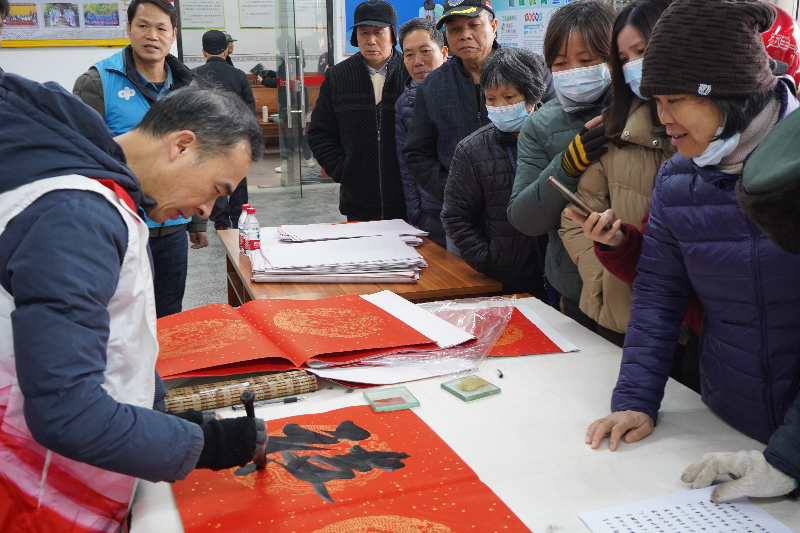 自動轉存圖片