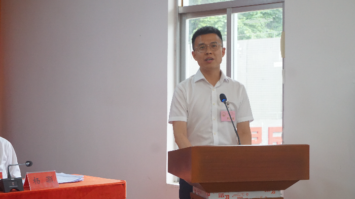黃晨同志當選發言.JPG